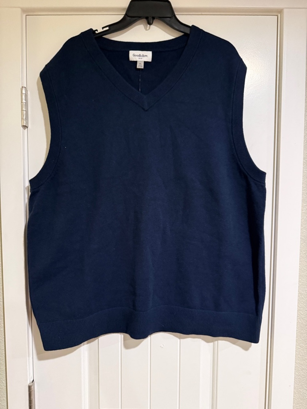 Goodfellow & Co Navy Knit V-Neck Sweater Vest